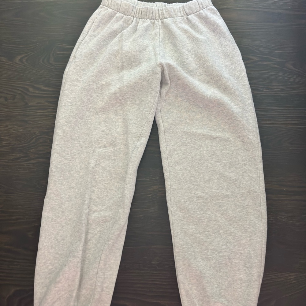 Brandy Melville Rosa Sweatpants